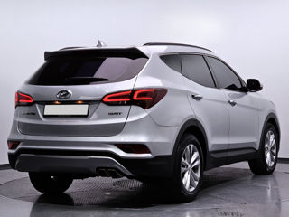 Hyundai Santa FE foto 2