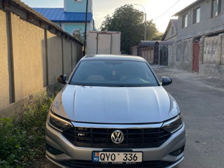 Volkswagen Jetta foto 2