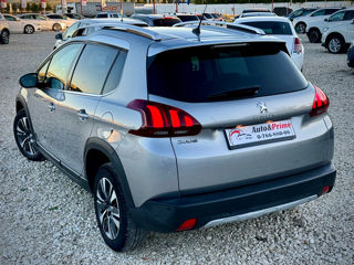 Peugeot 2008 foto 4