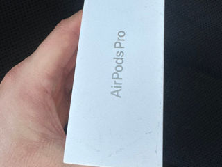 Vind Airpods Pro 2 Usb - c , Sigilate , Originale , Noi , Garantie 1 An foto 2