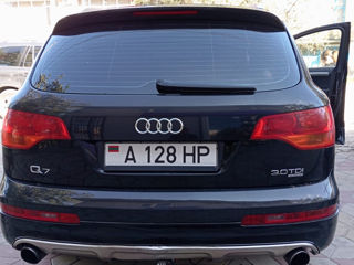 Audi Q7 foto 2