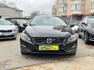 Volvo S60 foto 2