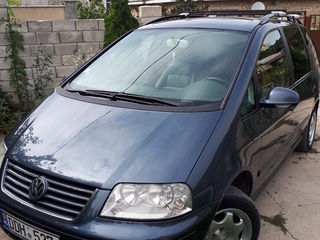 Volkswagen Sharan foto 7