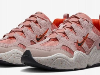 Nike Tech Hera foto 2