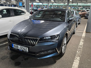 Skoda Superb foto 2