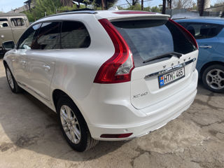 Volvo XC60 foto 4