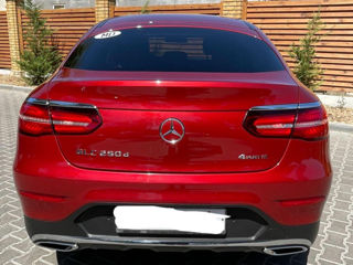 Mercedes GLC foto 3