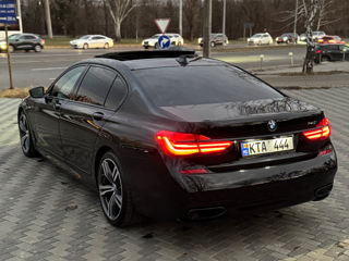 BMW 7 Series foto 4