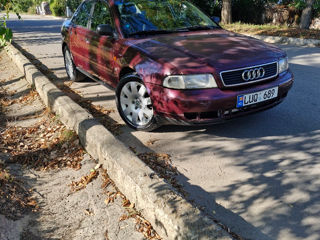 Audi A4 foto 2