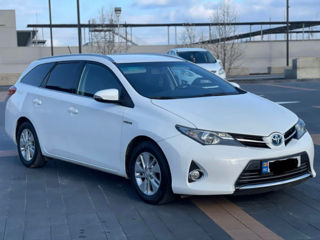 Toyota Auris foto 2