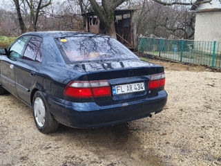 Mazda 626 foto 4