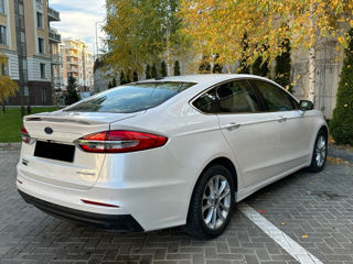 Ford Fusion foto 5