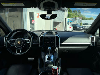 Porsche Cayenne foto 9