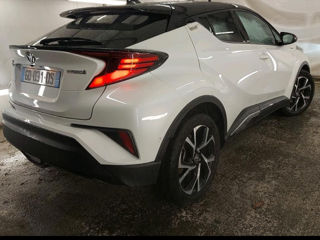 Toyota C-HR foto 4