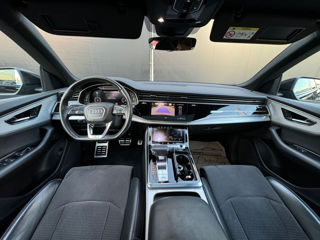 Audi Q8 foto 10