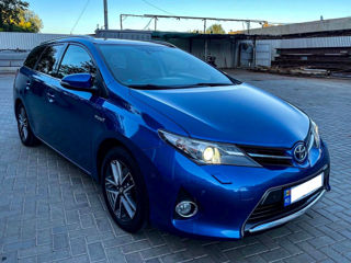 Toyota Auris foto 8