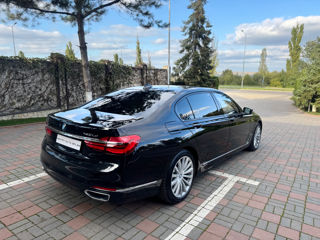 BMW 7 Series foto 4