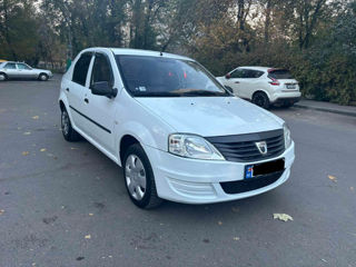 Dacia Logan foto 3