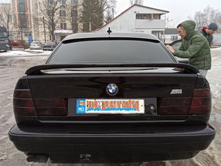 BMW 5 Series foto 1