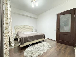Apartament cu 2 camere, 90 m², Poșta Veche, Chișinău foto 6