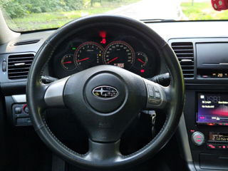 Subaru Legacy foto 9