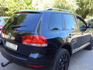 Volkswagen Touareg foto 3