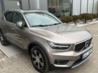 Volvo XC40 foto 2