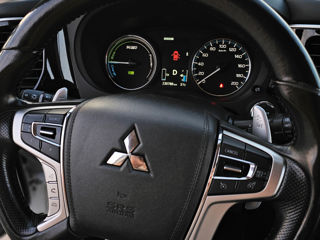 Mitsubishi Outlander foto 9