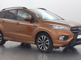 Ford Kuga foto 2