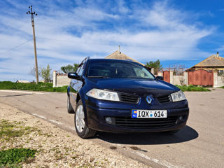 Renault Megane foto 2