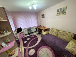 Apartament cu 2 camere, 52 m², Botanica, Chișinău foto 4