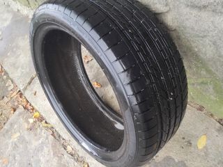 Goodyear 245/40/R19 foto 2