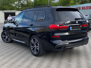 BMW X7 foto 3