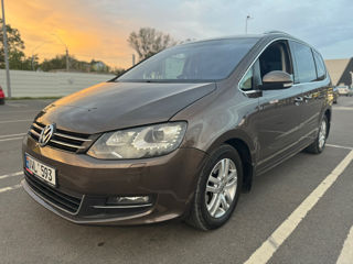 Volkswagen Sharan foto 1