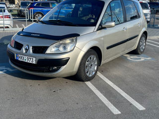 Renault Scenic foto 2