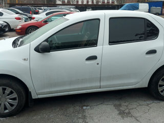 Dacia Logan foto 2