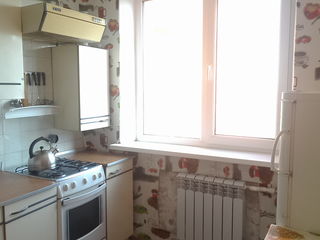 Apartament cu 2 camere, 55 m², Botanica, Chișinău foto 3