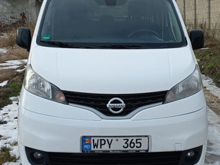 Nissan NV200