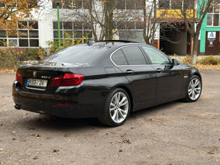 BMW 5 Series foto 3