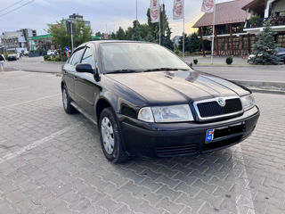 Chirie auto авто прокат  rent  car moldova 24/24 foto 13