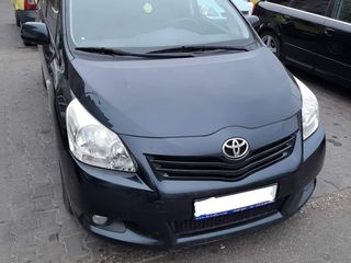 Toyota Verso foto 3