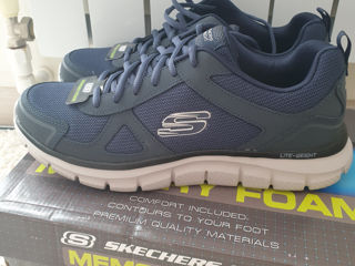Sketchers 44 Clearance