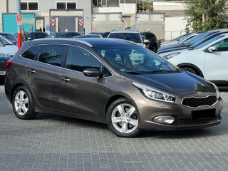 KIA Ceed foto 1