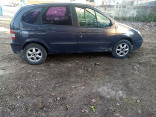 Renault Scenic foto 2