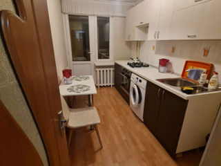 Apartament cu 1 cameră, 37 m², Botanica, Chișinău foto 4