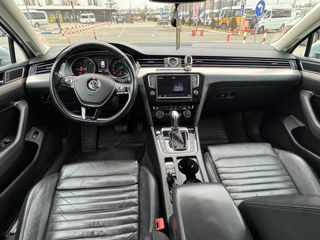 Volkswagen Passat foto 3