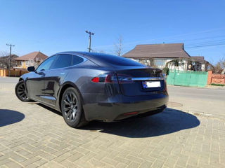 Tesla Model S foto 3