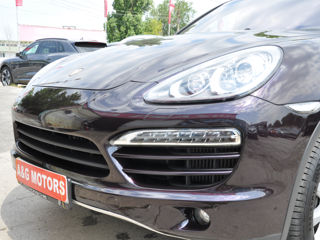 Porsche Cayenne foto 4