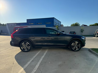 Volvo V90 Cross Country foto 4