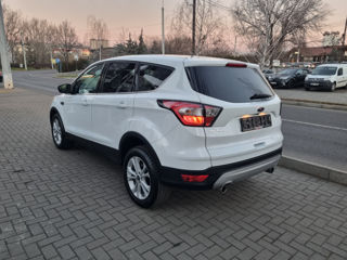 Ford Kuga foto 7